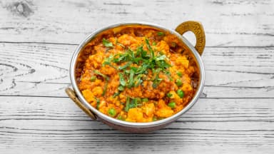 Paneer Bhurji & Green Peas