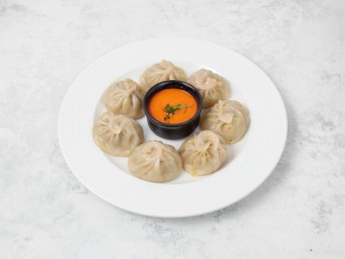 ChickenSteamMomos8pcs.jpg